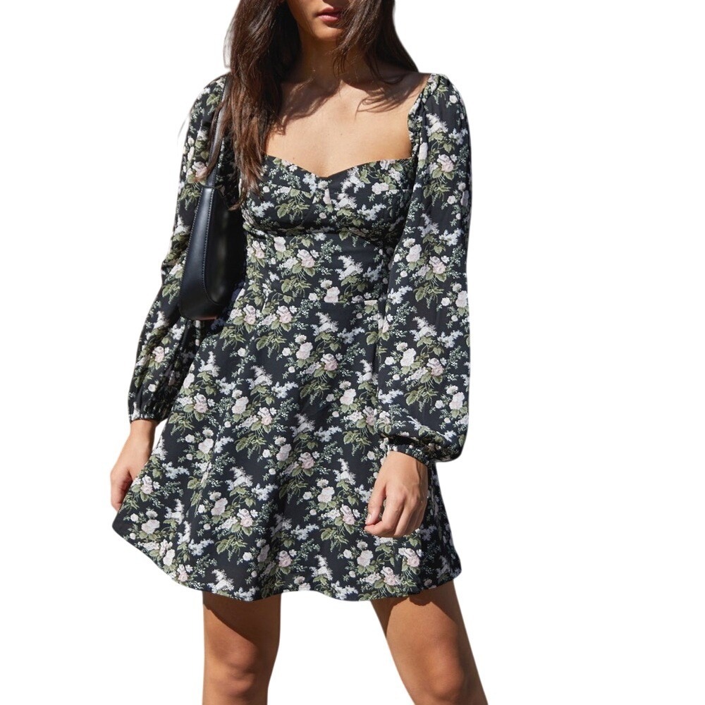 NWOT Oak + Fort Floral Mini Dress Black Sweetheart Neck Long Sleeve Small